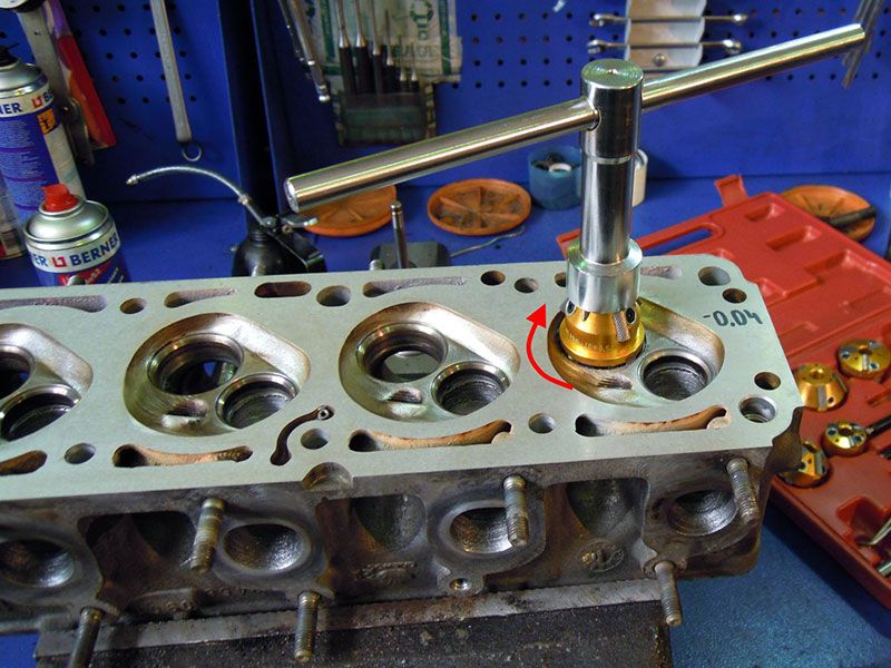 Вращение фрезы Neway по часовой стрелке